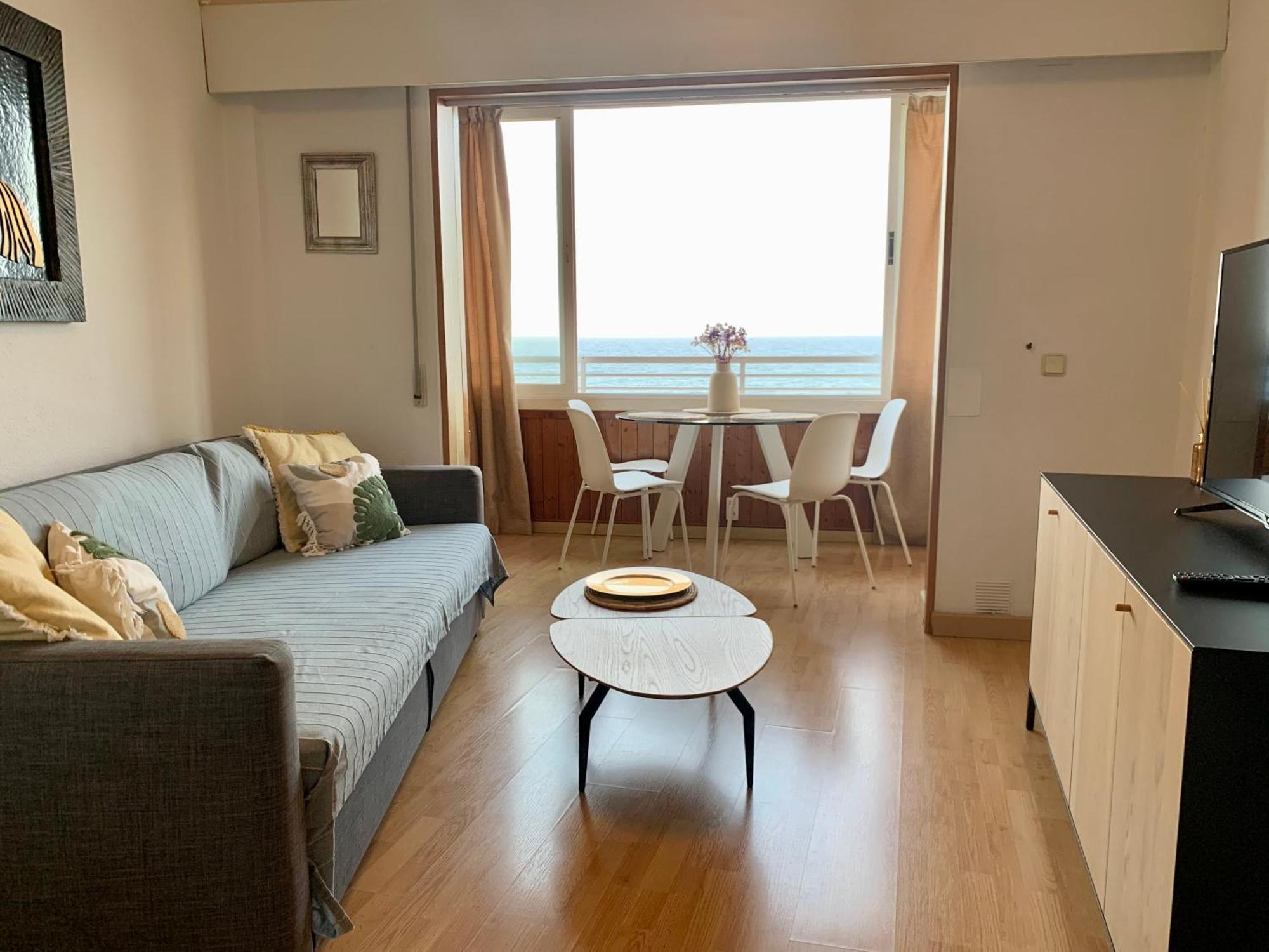 Sea View Apartment Торрев'єха Екстер'єр фото